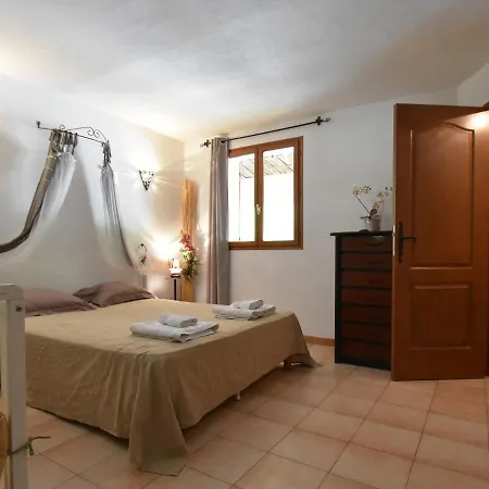 Modernly Decorated Proven Al House Villa *