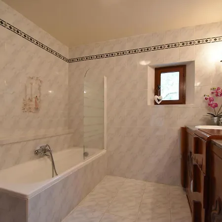Modernly Decorated Proven Al House Villa